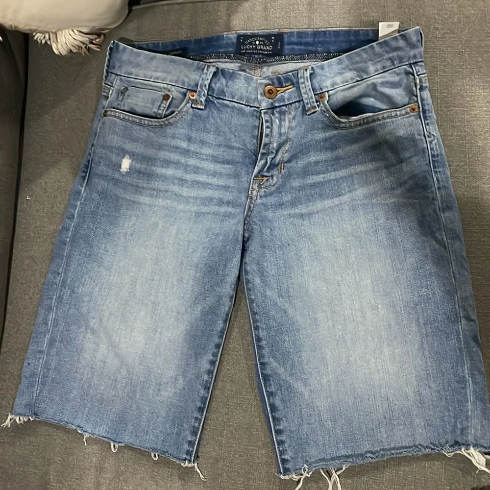 Lucky Brand Light Wash Boardwalk Bermuda Raw Hem Jean Shorts